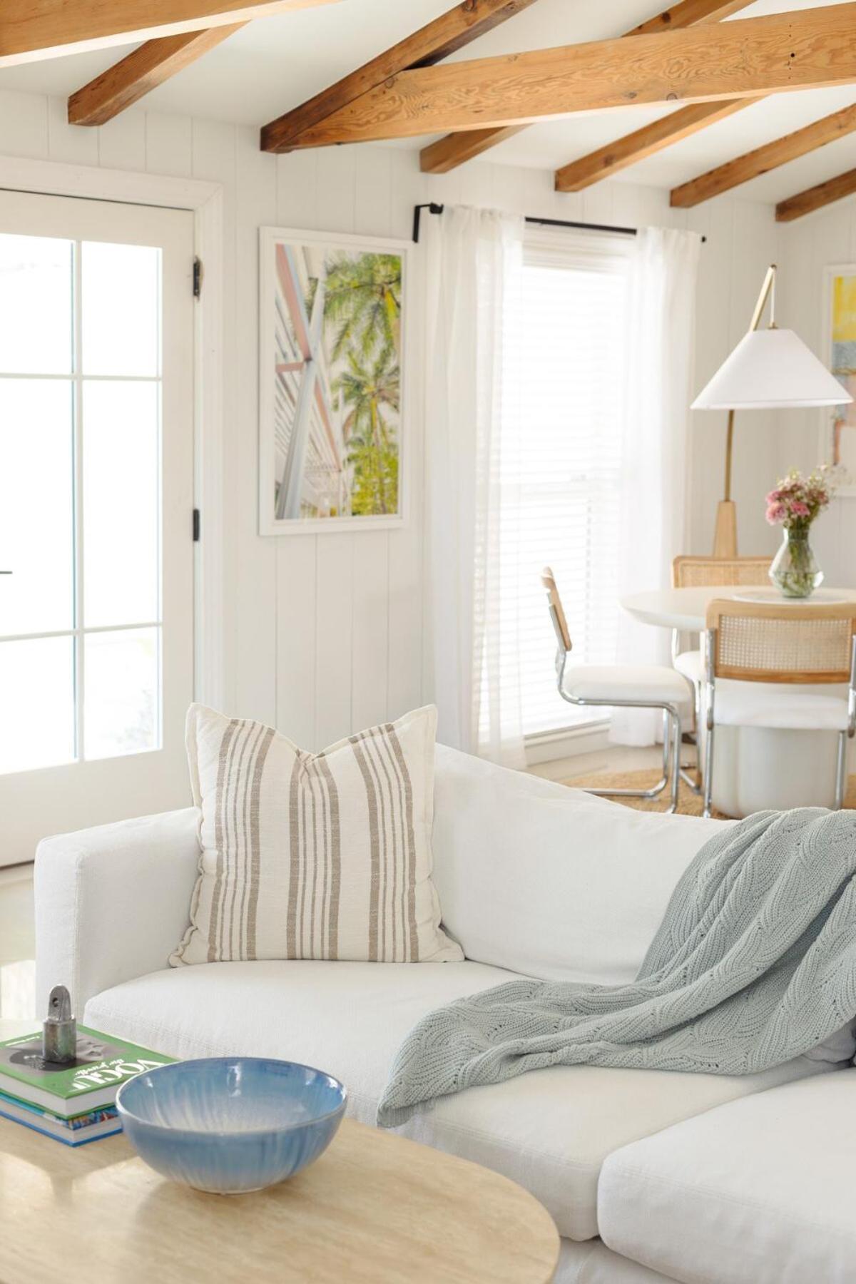 Coastal Retreat Near Siesta Key And Downtown Holiday home